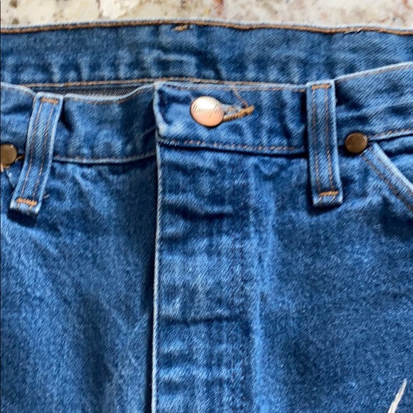 Wranglersw/fringe size 34/36(12/14)straight leg - Picture 4 of 7
